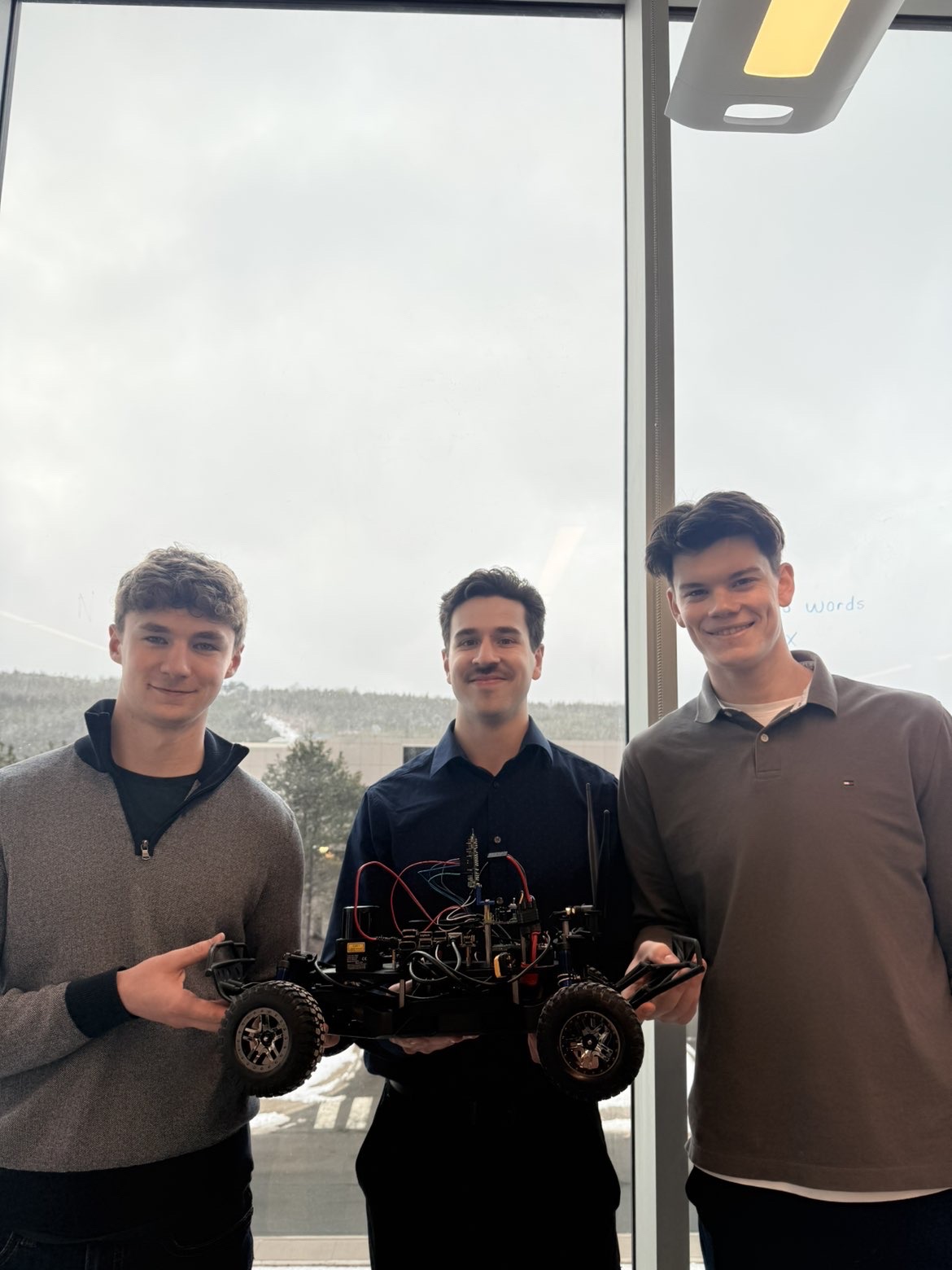 UWBot: Warehouse Navigator